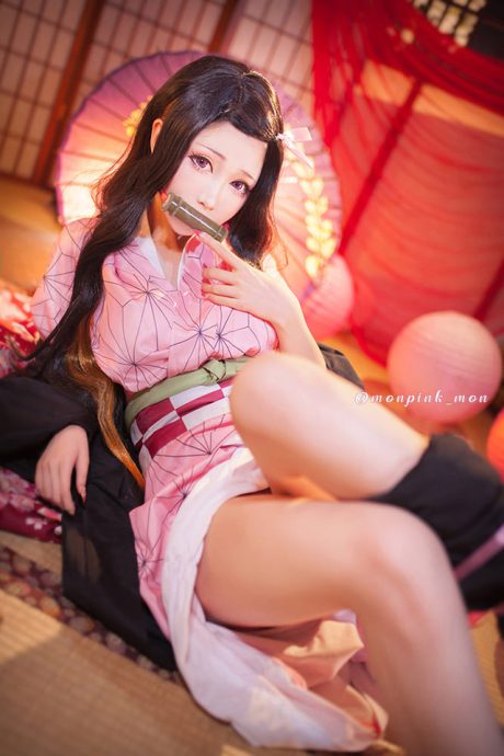 Mon夢_monpink祢豆子COS：诠释鬼之少女的甜美温柔