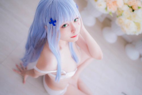 Arty亚缇少女前线COS：展现HK416火辣与冷酷双重魅力